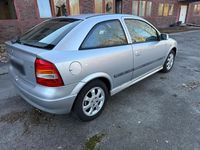 Gebraucht Opel Astra 75 PS (55 kW) 1998 Silber Limousine
