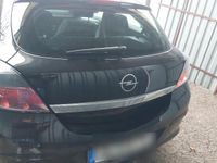 Gebraucht Opel Astra GTC 115 PS (84 kW) 2010 Schwarz Coupé