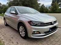 Gebraucht VW Polo Highline 116 PS (85 kW) 2019 Silber Kleinwagen