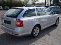 Gebraucht Skoda Octavia Elegance 122 PS (89 kW) 2013 Silber Kombi