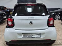 Gebraucht Smart ForFour Passion 71 PS (52 kW) 2015 Weiß Kleinwagen