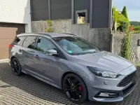 Gebraucht Ford Focus Sport 250 PS (183 kW) 2018 Grau Kombi