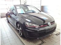 Gebraucht VW Golf VII GTI 230 PS (169 kW) 2017 Deep black perleffekt Limousine