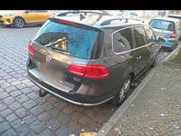 Gebraucht VW Passat Highline 140 PS (102 kW) 2011 Grau Kombi