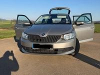 Gebraucht Skoda Fabia Active 60 PS (44 kW) 2017 Beige Limousine