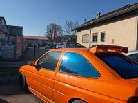 Używany Ford Escort RS 150 KM (110 kW) 1992 Pomarańczowy Coupe