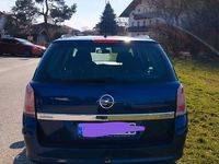 Gebraucht Opel Astra 101 PS (74 kW) 2008 Blau Limousine