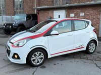 Gebraucht Hyundai i10 Trend 67 PS (49 kW) 2016 Weiß Kleinwagen