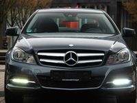 Gebraucht Mercedes C180 156 PS (114 kW) 2012 Grau Coupé