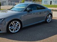 Gebraucht Audi TT Ambiente 230 PS (169 kW) 2017 Grau Coupé