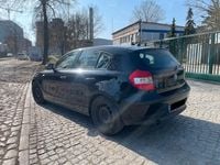 Gebraucht BMW 116 Advantage 122 PS (89 kW) 2007 Schwarz Kleinwagen