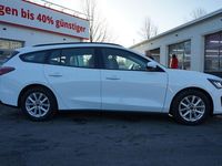Gebraucht Ford Focus 120 PS (88 kW) 2022 Weiß Kombi