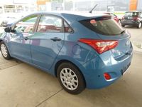 Gebraucht Hyundai i30 Classic 99 PS (72 kW) 2012 Blau metallic Limousine
