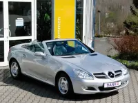 Second-hand Mercedes SLK200 163 CP (119 kW) 2004 Argintiu Cabrio