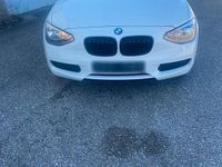 Gebraucht BMW 114 200 PS (147 kW) 2012 Weiß Kleinwagen