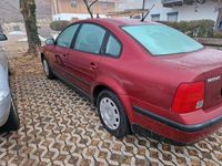 Gebraucht VW Passat 150 PS (110 kW) 1997 Rot Limousine