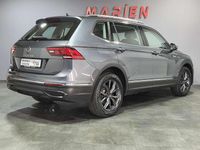Gebraucht VW Tiguan Allspace 150 PS (110 kW) 2023 Grau SUV
