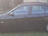 Gebraucht BMW 318 129 PS (94 kW) 2007 Schwarz Kombi