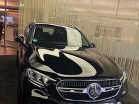 Gebraucht Mercedes GLC220 197 PS (144 kW) 2024 Schwarz SUV
