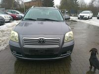 Gebraucht Toyota Avensis Sol 129 PS (94 kW) 2005 Grau Kombi