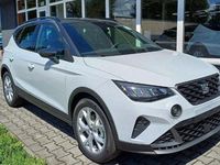 Neu Seat Arona FR 150 PS (110 kW) 2026 Weiß SUV