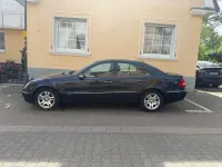 Gebraucht Mercedes E280 Elegance 177 PS (130 kW) 2004 Schwarz Limousine