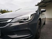 Gebraucht Opel Astra Edition 125 PS (91 kW) 2016 Grau Limousine