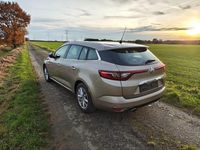 Gebraucht Renault Mégane IV Intens 132 PS (97 kW) 2017 Beige Limousine