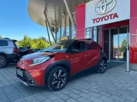 Gebraucht Toyota Aygo X X-plore 72 PS (52 kW) 2022 Chili red perleffekt/ night sky black SUV