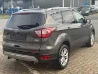 Gebraucht Ford Kuga Titanium 150 PS (110 kW) 2017 Grau SUV