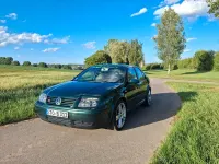 Gebraucht VW Bora Highline 116 PS (85 kW) 2000 Grün Limousine