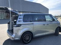 Second-hand VW ID. Buzz Pro 150 kW (204 CP) 2023 Argintiu Monovolum