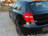 Gebraucht BMW 118 2011 Schwarz Kleinwagen