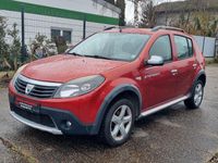 Gebraucht Dacia Sandero Stepway 84 PS (61 kW) 2011 Rot Kleinwagen
