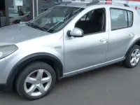 Gebraucht Dacia Sandero Stepway 84 PS (61 kW) 2011 Silber Kleinwagen