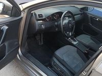 Gebraucht VW Passat 140 PS (102 kW) 2012 Grau Kombi