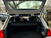 Gebraucht BMW 318 143 PS (105 kW) 2010 Weiß Kombi