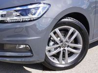 Gebraucht VW Touran Comfortline 150 PS (110 kW) 2024 Delfingrau metallic Van / Kleinbus