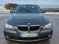 Gebraucht BMW 318 129 PS (94 kW) 2006 Grau Limousine