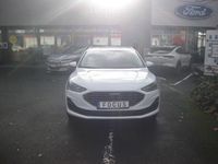 Gebraucht Ford Focus Titanium 125 PS (91 kW) 2023 Frostweiß Kombi