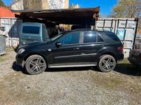 Gebraucht Mercedes ML280 AMG 190 PS (139 kW) 2006 Schwarz SUV