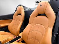 Second-hand Ferrari 488 669 CP (492 kW) 2018 Negru Cabrio
