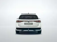 Gebraucht VW Passat R-line 272 PS (200 kW) 2025 Oryxweiß perlmutteffekt Kombi