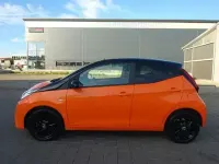 Gebraucht Toyota Aygo x-press 72 PS (52 kW) 2020 Rot Kleinwagen