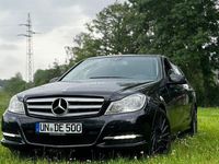 Gebraucht Mercedes C180 156 PS (114 kW) 2011 Schwarz Limousine