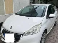 Gebraucht Peugeot 208 Active 68 PS (50 kW) 2014 Weiß Kleinwagen