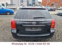 gebraucht Toyota Avensis Kombi 2.2 D-CAT Executive