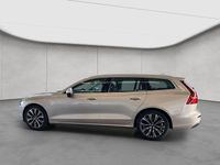 Gebraucht Volvo V60 Plus 398 PS (292 kW) 2023 Bright dusk metallic 736 Kombi