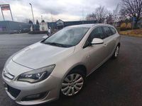 Gebraucht Opel Astra Active 110 PS (80 kW) 2013 Kombi