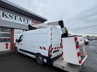 Second-hand Renault Master 131 CP (96 kW) 2018 Alb Van